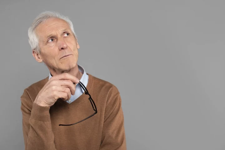 Quem é pensionista pode se aposentar por idade?