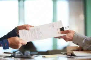 Você sabia que há valores a receber após falecimento de um familiar?