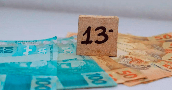 Quem tem direito ao 13º salário e prazos em 2025 
