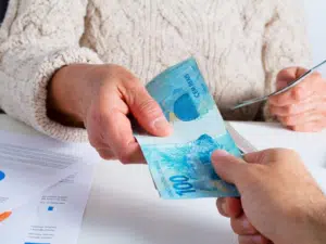 Como calcular a carga horária mensal CLT